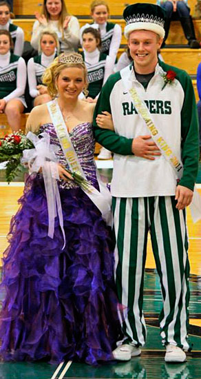 SR Homecoming King and Queen